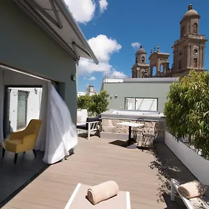 https://suites-1478.in-canary-islands.com